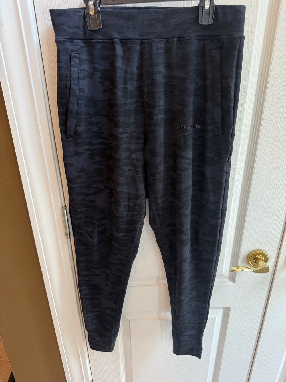 Alphalete Men's Black Camouflage V2 Joggers